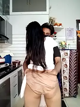 Snapshot of Best-Couple chatting on 02-09-25, 08:54 Best-Couple online show from 02-09-25, 08:54