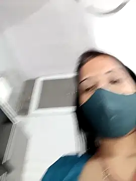 Snapshot of Best-Couple chatting on 02-17-25, 11:34 Best-Couple online show from 02-17-25, 11:34