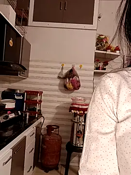 Snapshot of Best-Couple chatting on 03-21-25, 05:43 Best-Couple online show from 03-21-25, 05:43