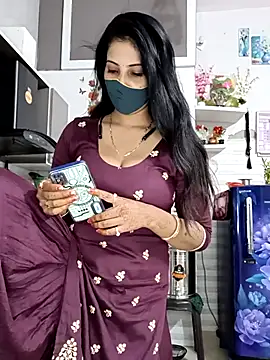 Snapshot of Best-Couple chatting on 10-02-25, 06:53 Best-Couple online show from 10-02-25, 06:53