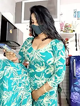 Snapshot of Best-Couple chatting on 10-03-25, 03:14 Best-Couple online show from 10-03-25, 03:14