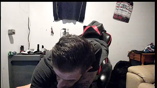 Snapshot of JamesMichael88 chatting on 03-03-25, 04:14 JamesMichael88 online show from 03-03-25, 04:14