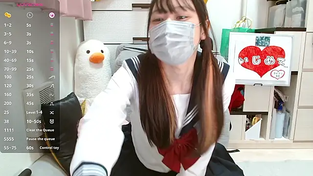 Snapshot of pipimi_khaos chatting on 10-19-25, 11:33 pipimi khaos online show from 10-19-25, 11:33