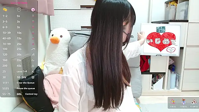 Snapshot of pipimi_khaos chatting on 10-30-25, 11:44 pipimi khaos online show from 10-30-25, 11:44