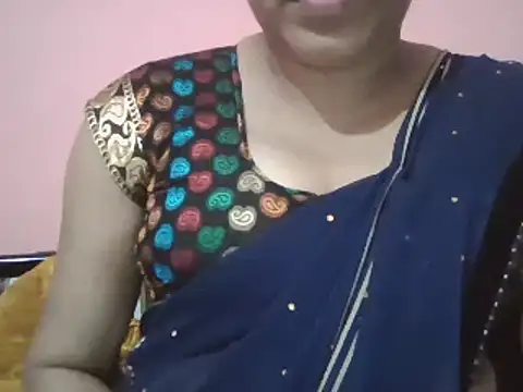 Snapshot of Hot-shanvi chatting on 03-15-25, 08:26 Hot-shanvi online show from 03-15-25, 08:26