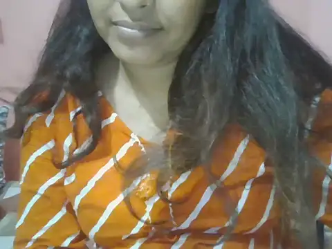 Snapshot of Hot-shanvi chatting on 09-17-25, 02:52 Hot-shanvi online show from 09-17-25, 02:52