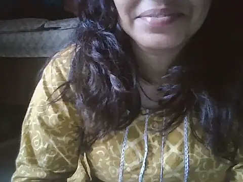 Snapshot of Hot-shanvi chatting on 09-22-25, 11:12 Hot-shanvi online show from 09-22-25, 11:12