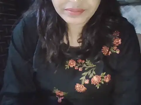 Snapshot of Hot-shanvi chatting on 09-25-25, 11:47 Hot-shanvi online show from 09-25-25, 11:47