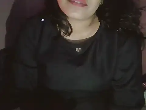 Snapshot of Hot-shanvi chatting on 10-05-25, 06:17 Hot-shanvi online show from 10-05-25, 06:17