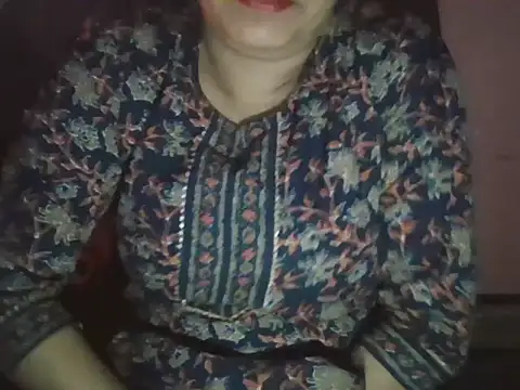 Snapshot of Hot-shanvi chatting on 11-02-25, 12:57 Hot-shanvi online show from 11-02-25, 12:57