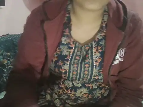 Snapshot of Hot-shanvi chatting on 11-13-25, 12:15 Hot-shanvi online show from 11-13-25, 12:15