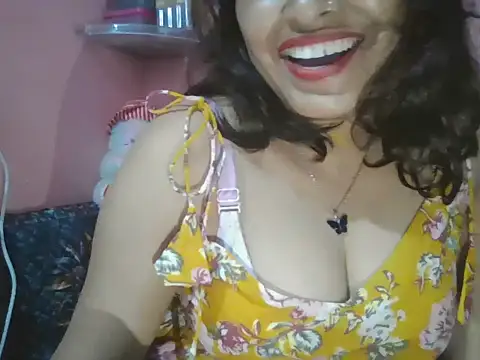 Snapshot of Hot-shanvi chatting on 11-30-25, 06:50 Hot-shanvi online show from 11-30-25, 06:50