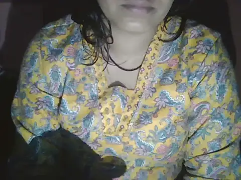 Hot-shanvi online show from 02-17-26, 11:11