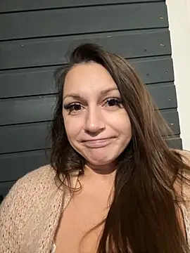 claraxjoyy online show from 10-01-25, 04:07