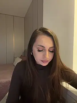 claraxjoyy online show from 10-02-25, 04:08