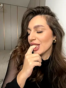 Snapshot of claraxjoyy chatting on 11-08-25, 05:29 claraxjoyy online show from 11-08-25, 05:29