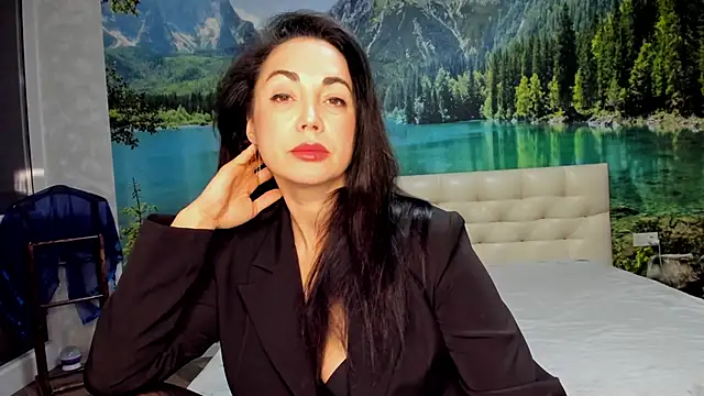 Monica Weiss online show from 02-01-25, 10:13