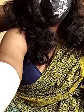 Rathi22 online show from 12-16-25, 02:44