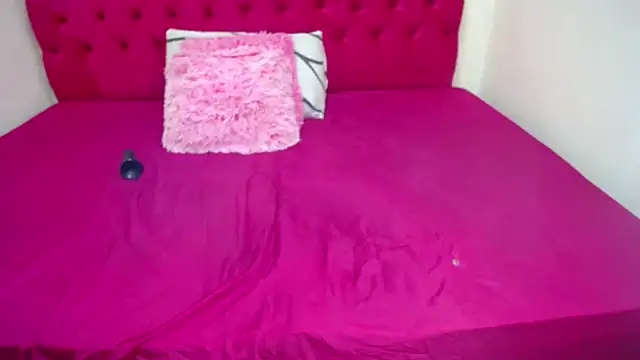 Snapshot of SultryTitsxxx chatting on 01-25-25, 05:40 SultryTitsxxx online show from 01-25-25, 05:40