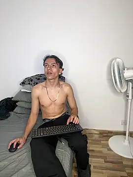 Snapshot of Young_latin_master777 chatting on 12-30-24, 03:14 Young latin master777 online show from 12-30-24, 03:14