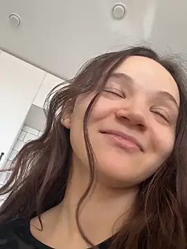 TheYourL online show from 03-10-25, 10:48