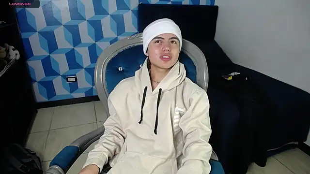 CollinStone online show from 02-04-25, 01:45