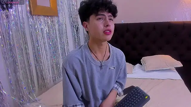 CollinStone online show from 10-23-25, 06:50