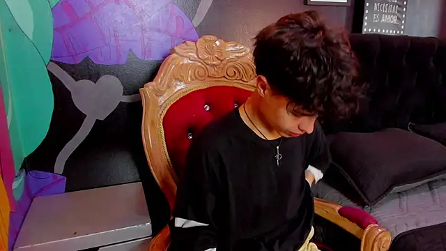 CollinStone online show from 10-28-25, 05:04