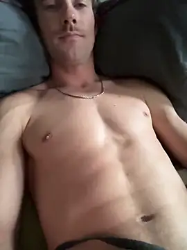 Snapshot of littemantait chatting on 12-15-25, 04:55 littemantait online show from 12-15-25, 04:55