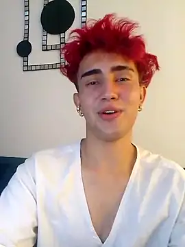 Lian Noath online show from 02-12-25, 03:49