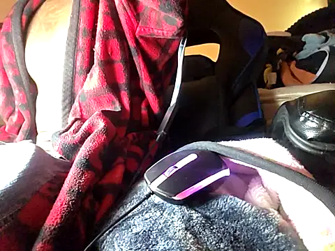 Snapshot of dominatingblacklove chatting on 09-13-25, 10:42 dominatingblacklove online show from 09-13-25, 10:42