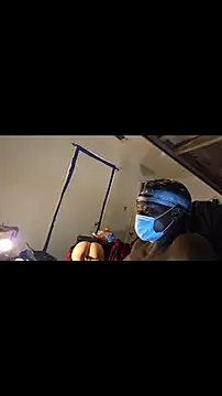 Snapshot of dominatingblacklove chatting on 11-17-25, 04:29 dominatingblacklove online show from 11-17-25, 04:29