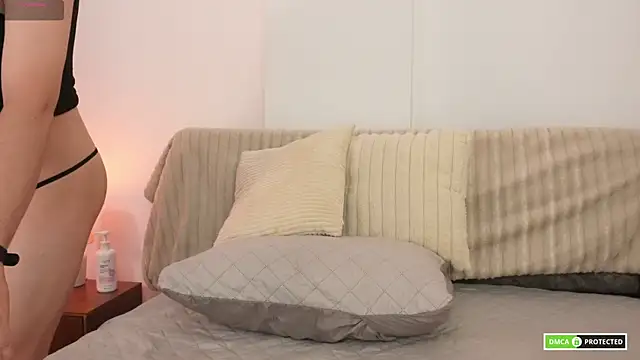 cute erelis  online show from 05-23-26, 10:14