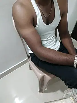 Snapshot of hot_boy_dic chatting on 03-14-25, 08:32 hot boy dic online show from 03-14-25, 08:32