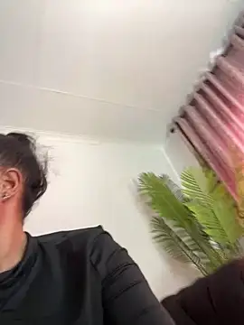 Snapshot of Thando04 chatting on 02-09-26, 02:21 Thando04 online show from 02-09-26, 02:21