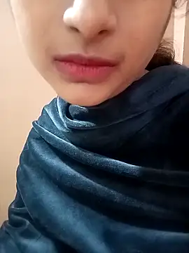 Snapshot of Piya_Ji chatting on 02-24-25, 06:27 Piya Ji online show from 02-24-25, 06:27