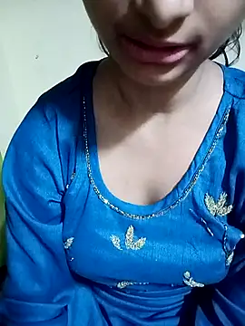 Snapshot of Piya_Ji chatting on 03-08-25, 06:37 Piya Ji online show from 03-08-25, 06:37