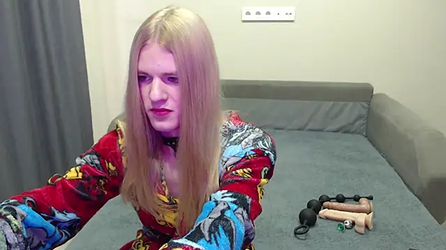 blaire  18 online show from 02-25-25, 06:36