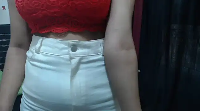 Snapshot of Honey_Bee25 chatting on 02-01-25, 08:39 Honey Bee25 online show from 02-01-25, 08:39