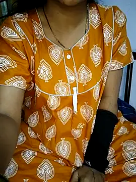 lovelygirl4567 online show from 03-10-25, 03:20