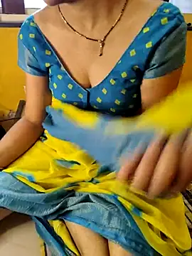 lovelygirl4567 online show from 03-18-25, 07:41