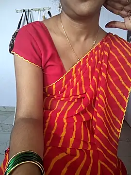 lovelygirl4567 online show from 12-18-25, 05:35