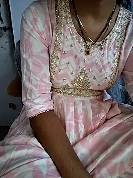 lovelygirl4567 online show from 01-09-26, 05:54