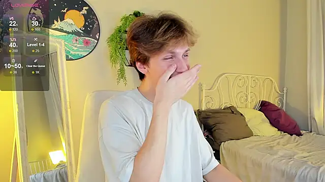 Snapshot of Adrian_Di chatting on 12-30-24, 06:53 Adrian Di online show from 12-30-24, 06:53