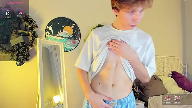 Snapshot of Adrian_Di chatting on 12-30-24, 09:59 Adrian Di online show from 12-30-24, 09:59