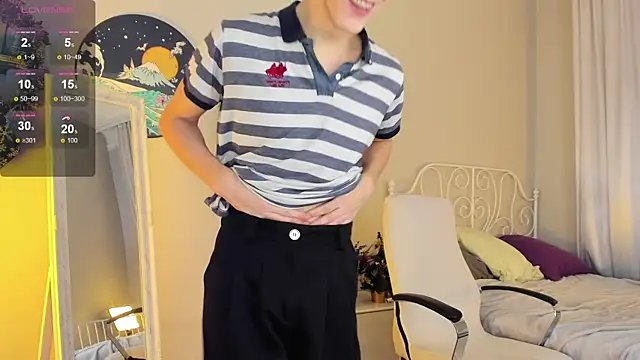 Snapshot of Adrian_Di chatting on 01-06-25, 06:25 Adrian Di online show from 01-06-25, 06:25