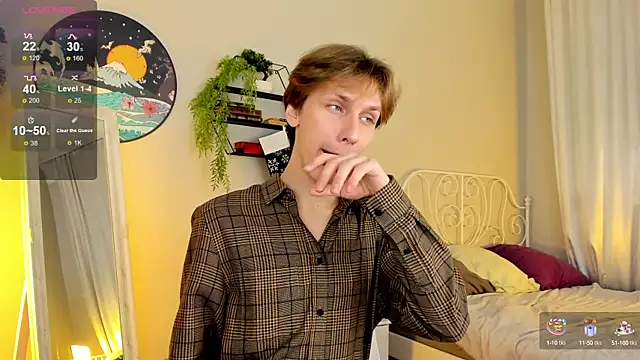 Snapshot of Adrian_Di chatting on 01-07-25, 06:27 Adrian Di online show from 01-07-25, 06:27