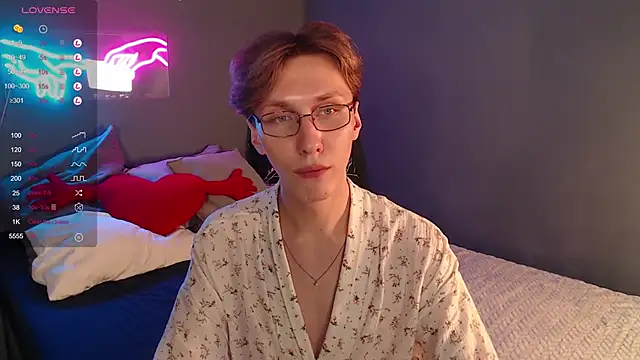 Snapshot of Adrian_Di chatting on 01-24-25, 03:45 Adrian Di online show from 01-24-25, 03:45