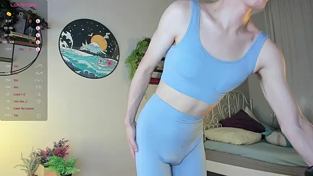 Snapshot of Adrian_Di chatting on 02-13-25, 10:11 Adrian Di online show from 02-13-25, 10:11