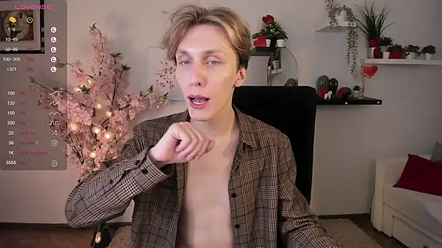 Snapshot of Adrian_Di chatting on 02-23-25, 03:40 Adrian Di online show from 02-23-25, 03:40